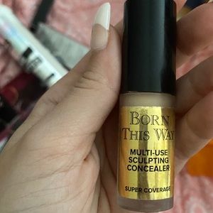 Brand new Too Faced born this way concealer